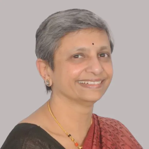 Portrait of Meena Raghunathan